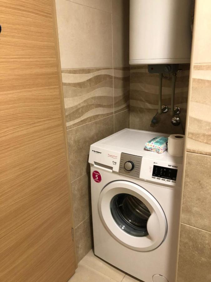 Wonderful Studio Apartment in Skopje center Buitenkant foto