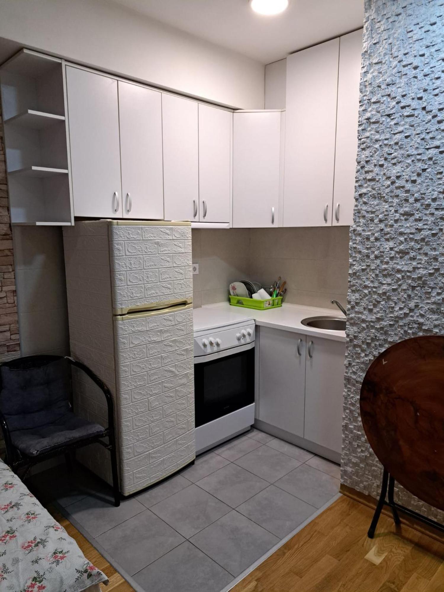 Wonderful Studio Apartment in Skopje center Buitenkant foto