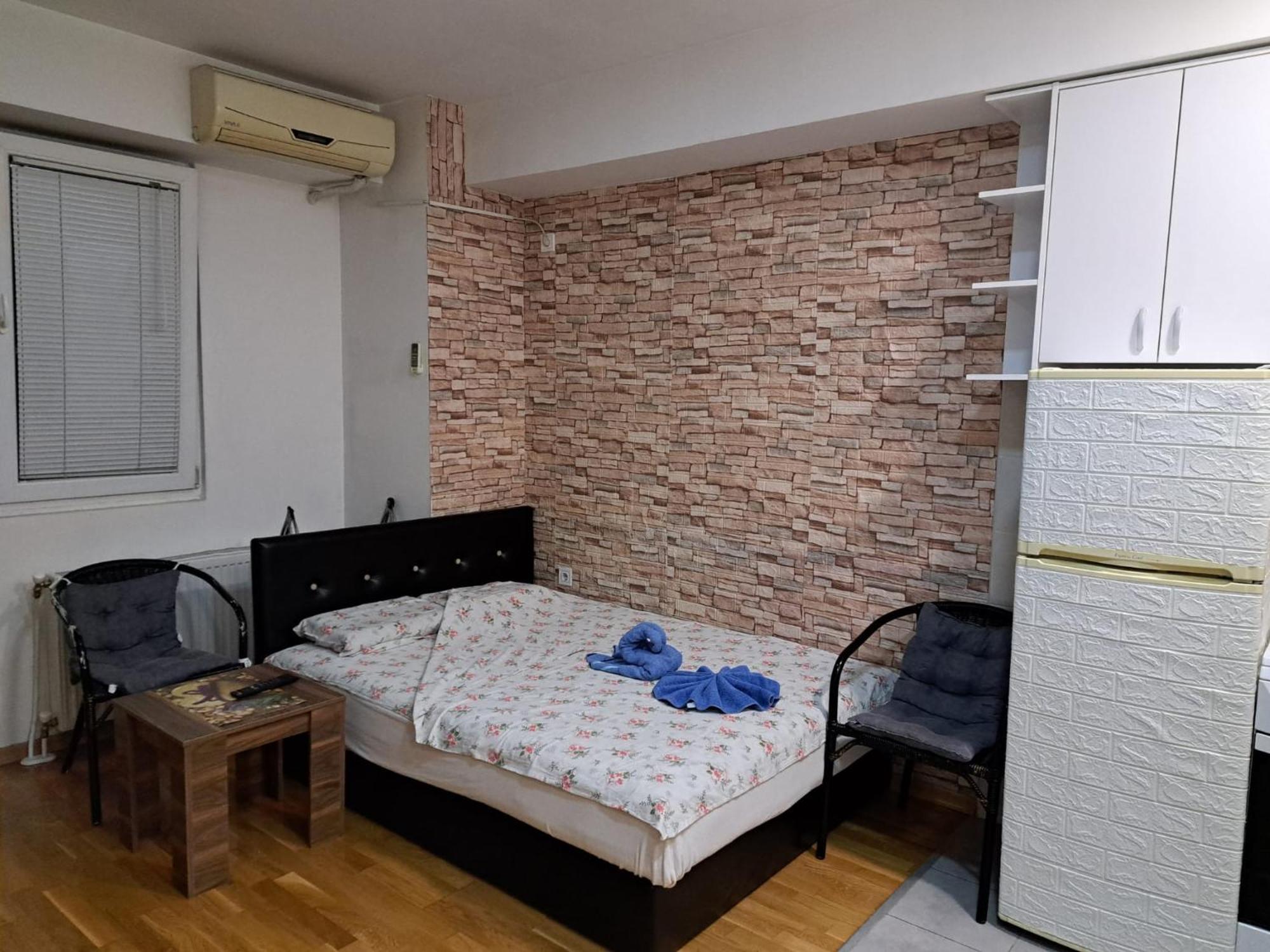 Wonderful Studio Apartment in Skopje center Buitenkant foto